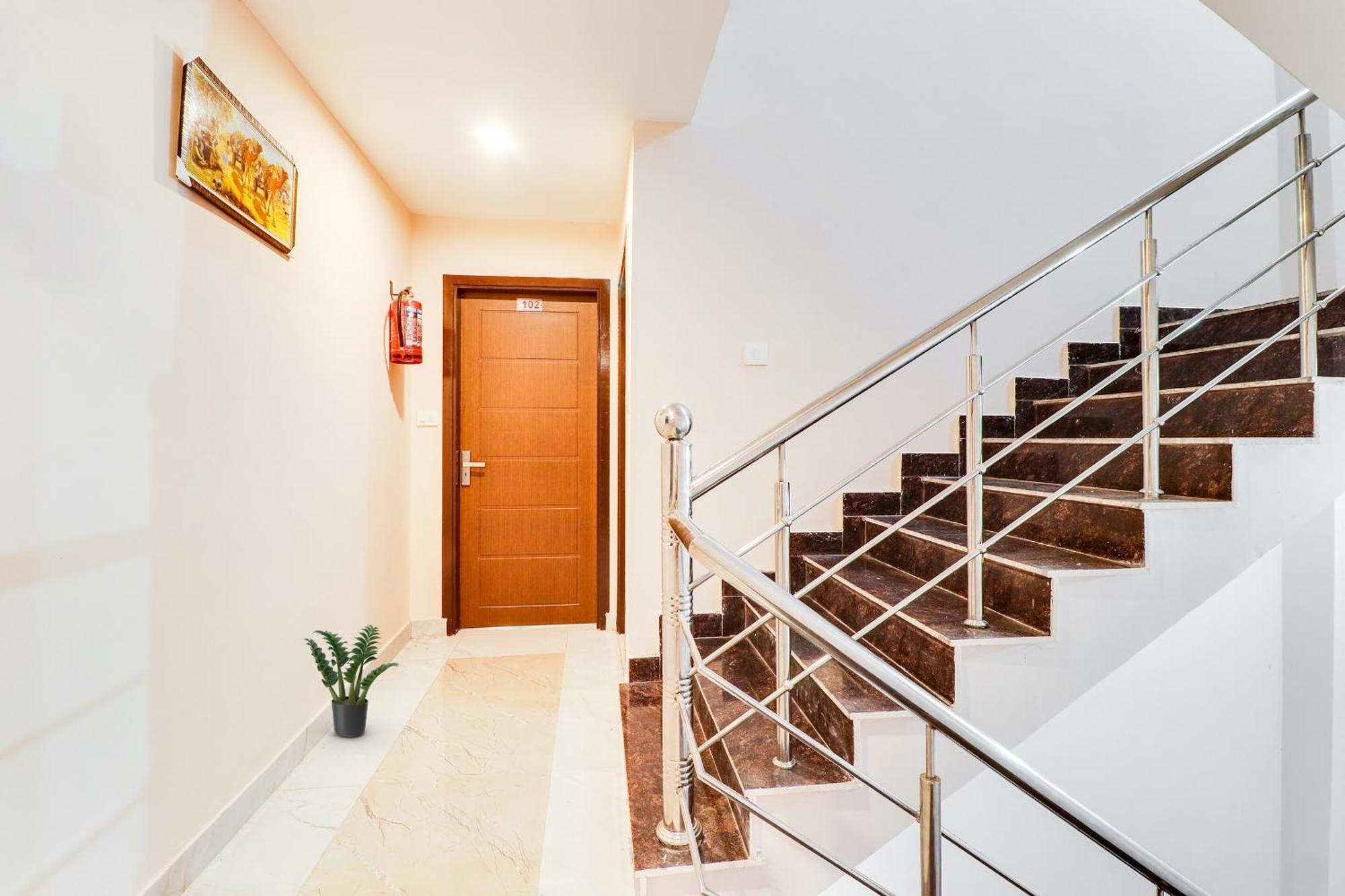 Hotel O La Plazo Haridwar Bagian luar foto