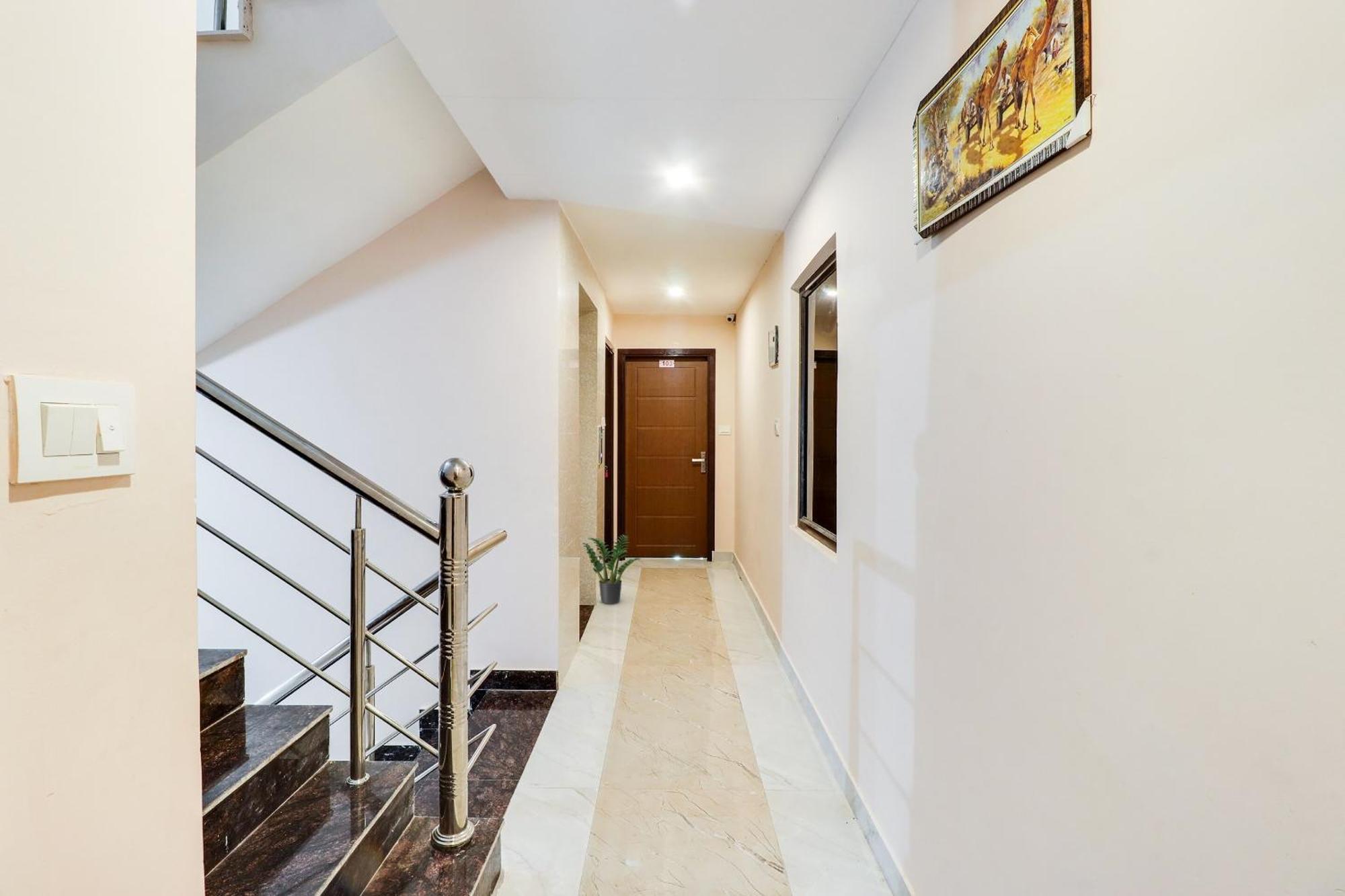 Hotel O La Plazo Haridwar Bagian luar foto