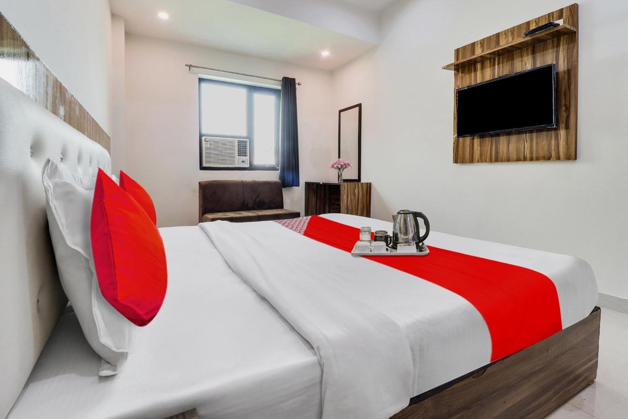 Hotel O La Plazo Haridwar Bagian luar foto