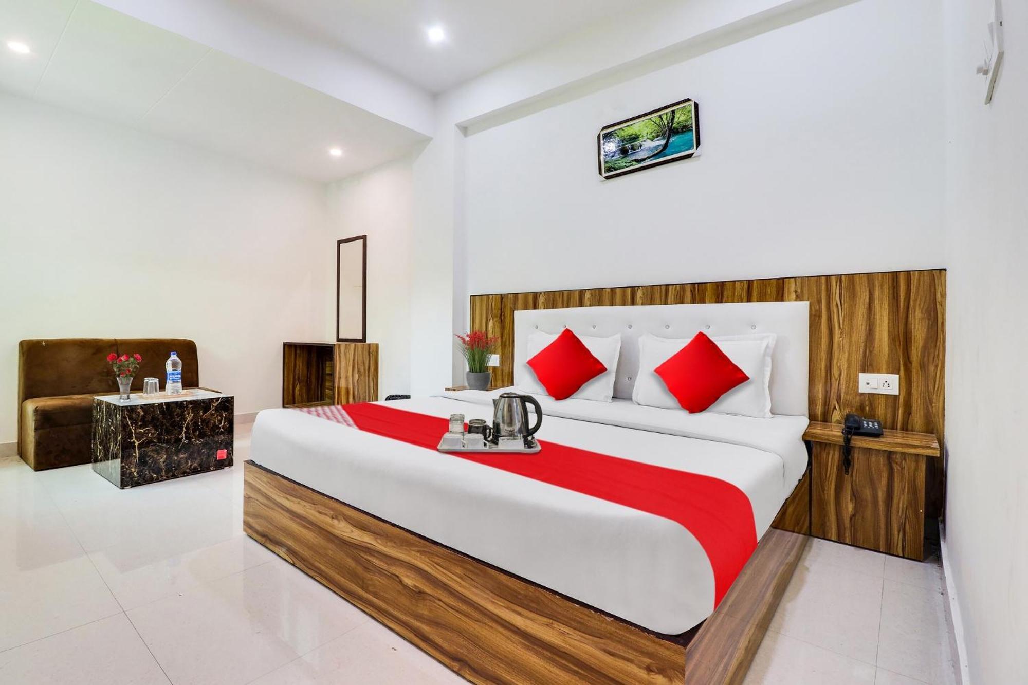 Hotel O La Plazo Haridwar Bagian luar foto